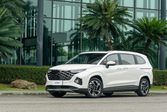 Hyundai Custin ra mắt Việt Nam, giá từ 850 triệu đồng