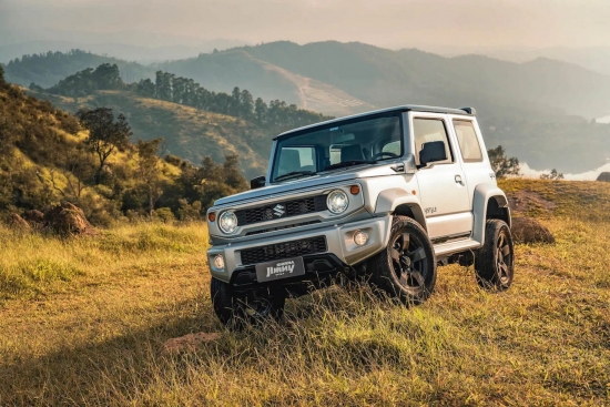 Suzuki Jimny bản mới có giá quy đổi gần 1 tỷ đồng