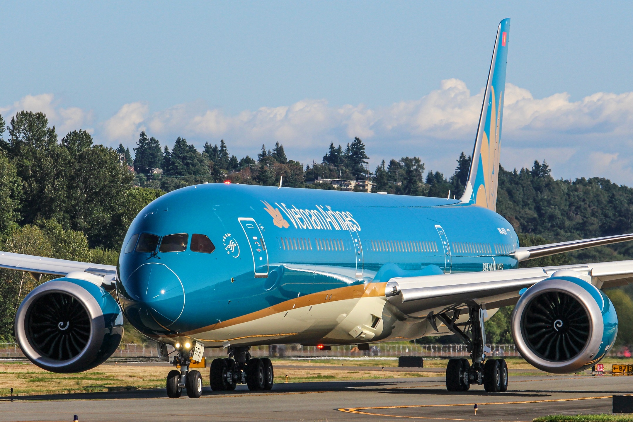 Vietnam Airlines phối hợp 7 tỉnh thành mang siêu ưu đãi cho du khách