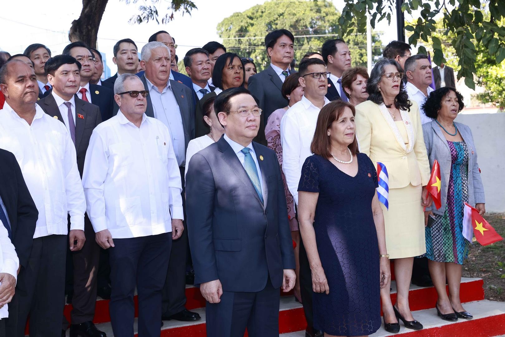 cuba doi ten cong vien hoa binh thanh cong vien ho chi minh