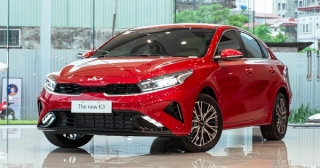 Kia K3 giảm giá bán