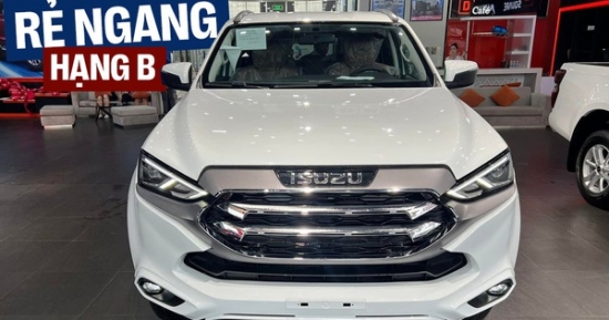 Isuzu mu-X giảm giá còn hơn 760 triệu đồng tại đại lý